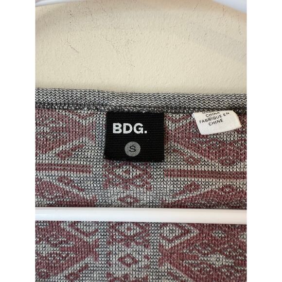 BDG Long Sleeve Printed Pullover Scoop Neck Sweater Gray Women's Size Small - Picture 3 of 10